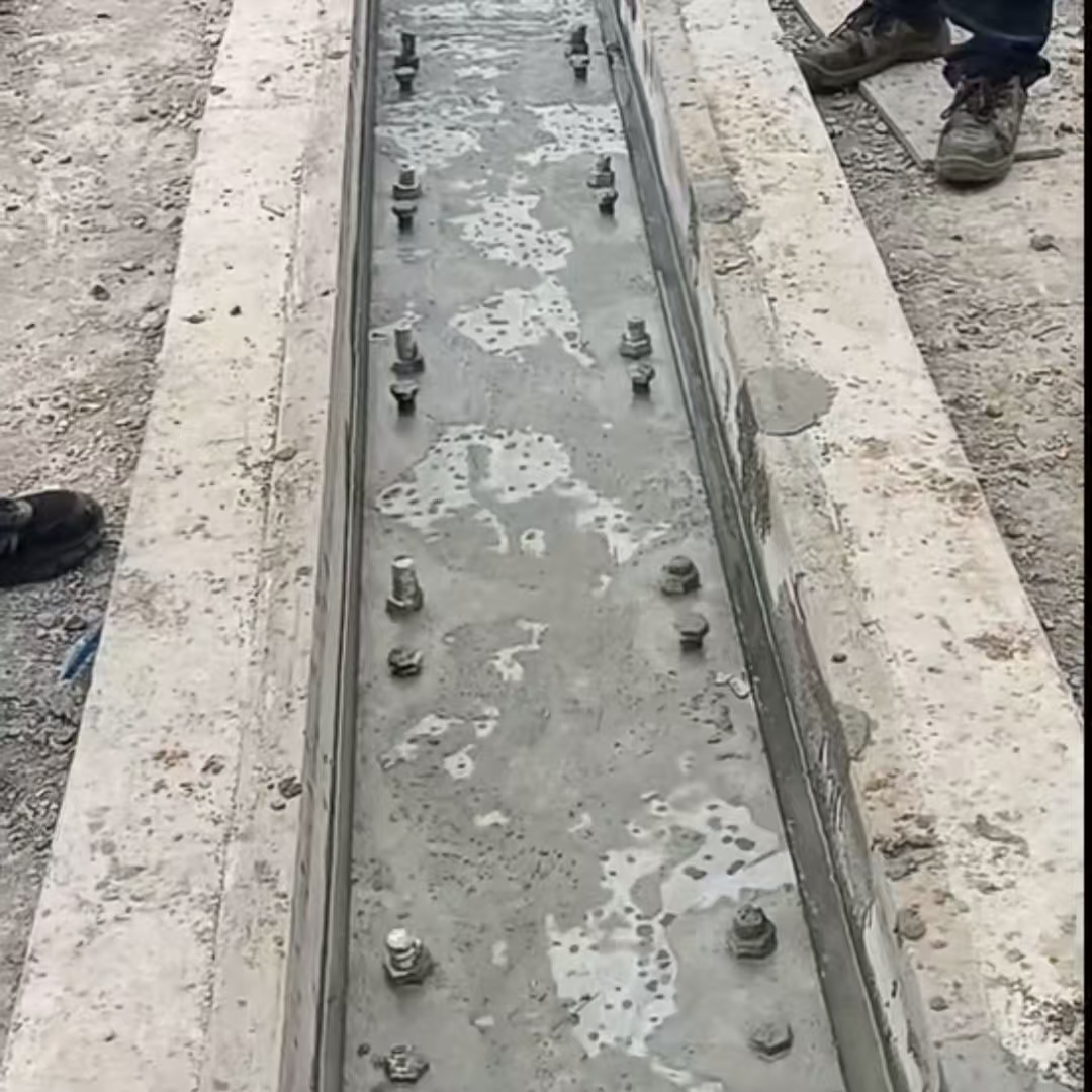 荆州港口码头起重机龙门吊重型机械设备稳固用早强快凝轨道胶泥